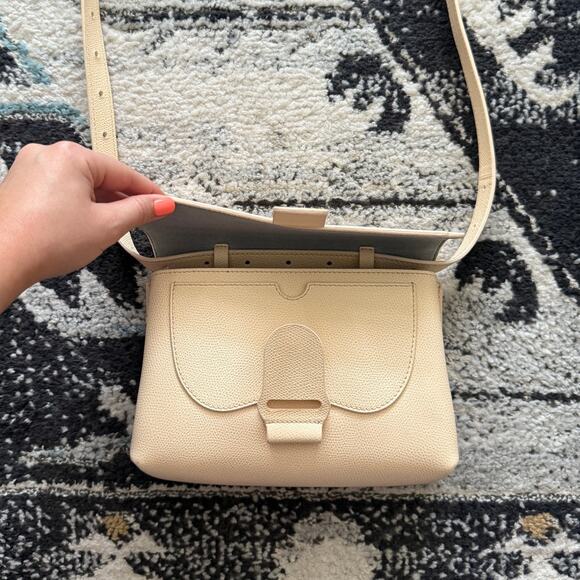 Rare SENREVE x M.M. LaFleur Aria Belt Bag in Chablis - Picture 5 of 10